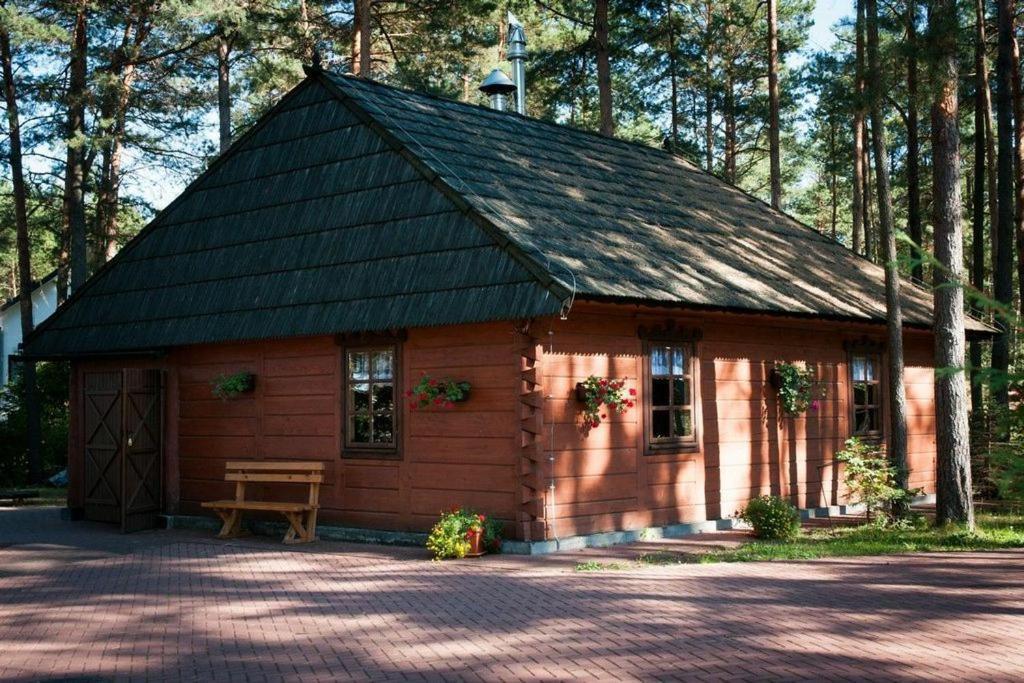Centrum Szkolenia I Rekreacji Krasnobród エクステリア 写真